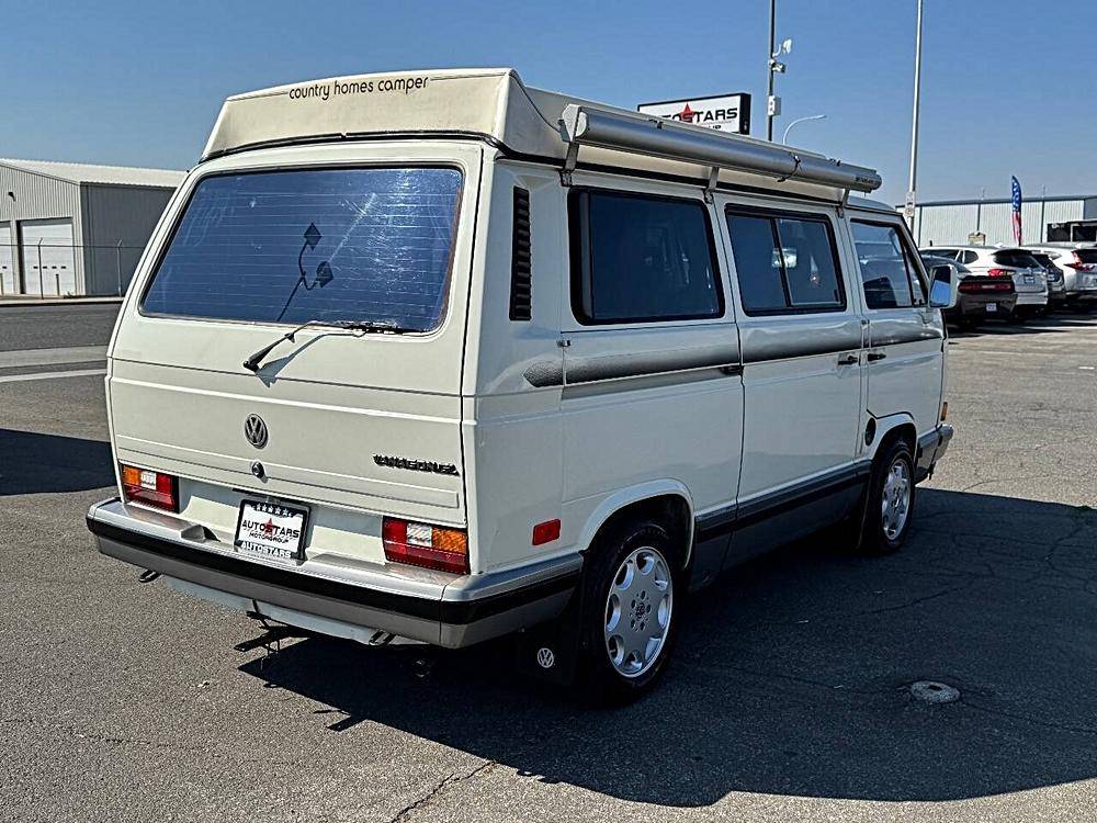 Volkswagen-vanagon-1990-custom-4