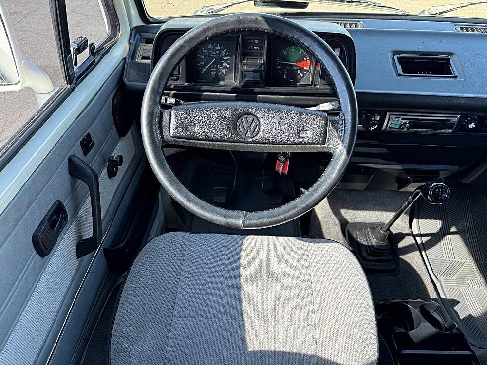 Volkswagen-vanagon-1990-custom-8