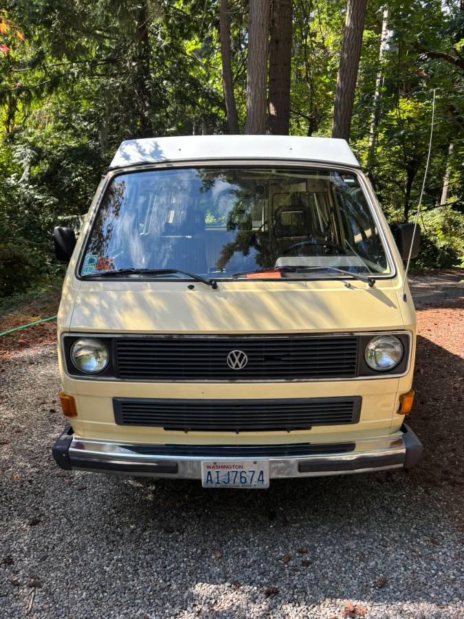 Volkswagen-vanagon-camper-1984-yellow-1