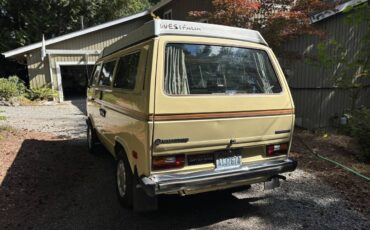 Volkswagen-vanagon-camper-1984-yellow-3