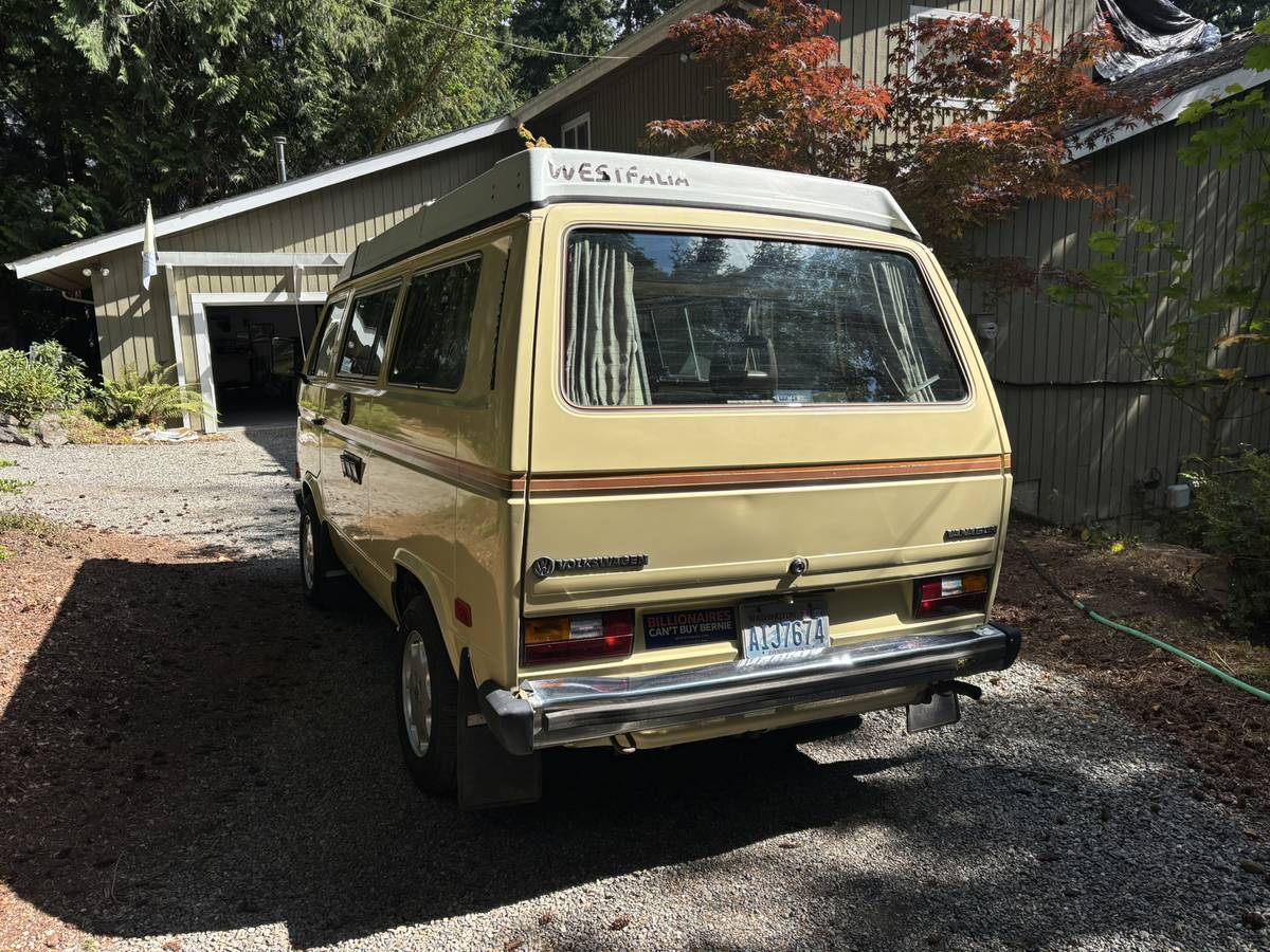 Volkswagen-vanagon-camper-1984-yellow-3