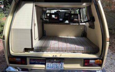 Volkswagen-vanagon-camper-1984-yellow-4