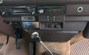 Volkswagen-vanagon-camper-1986-22