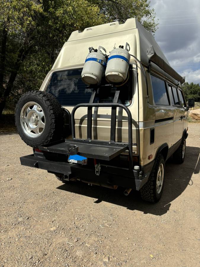 Volkswagen-vanagon-camper-1986-4
