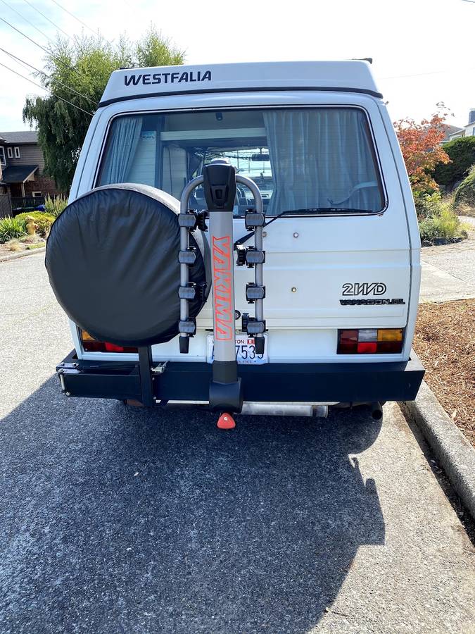 Volkswagen-vanagon-camper-1986-white-26
