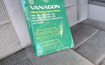 Volkswagen-vanagon-camper-1987-blue-14