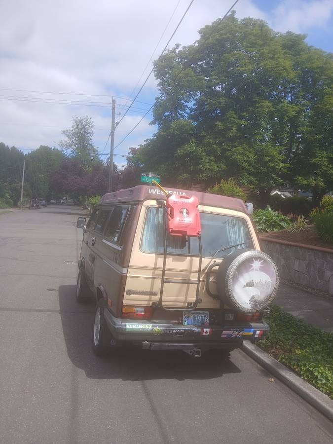 Volkswagen-vanagon-camper-1991-red-2