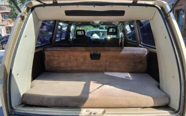 Volkswagen-vanagon-gl-syncro-1986-brown-5