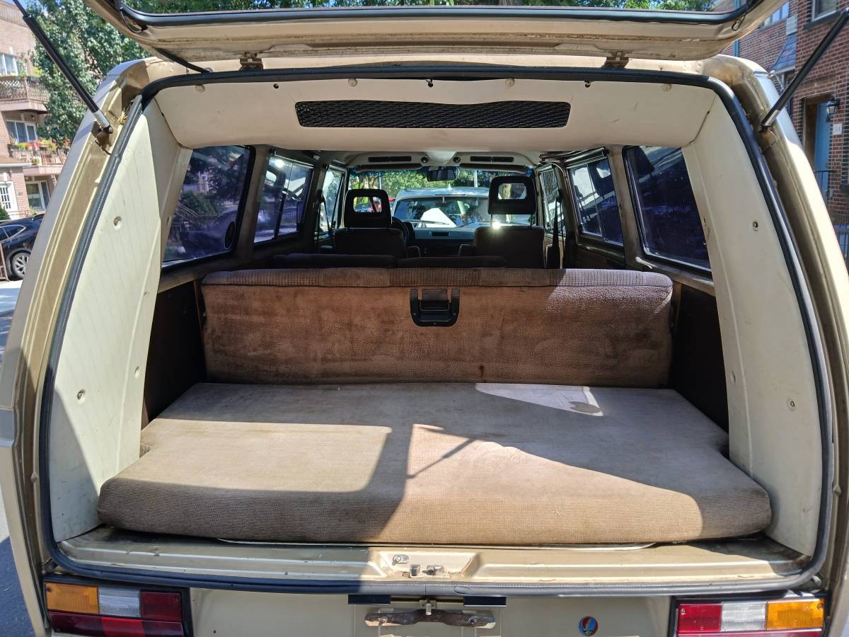 Volkswagen-vanagon-gl-syncro-1986-brown-5