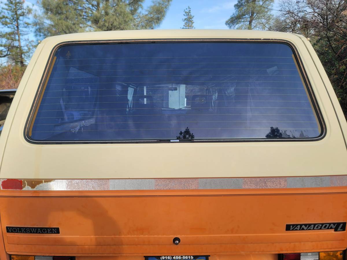 Volkswagen-vanagon-l-1982-orange-17