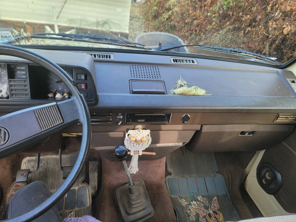 Volkswagen-vanagon-l-1982-orange-8