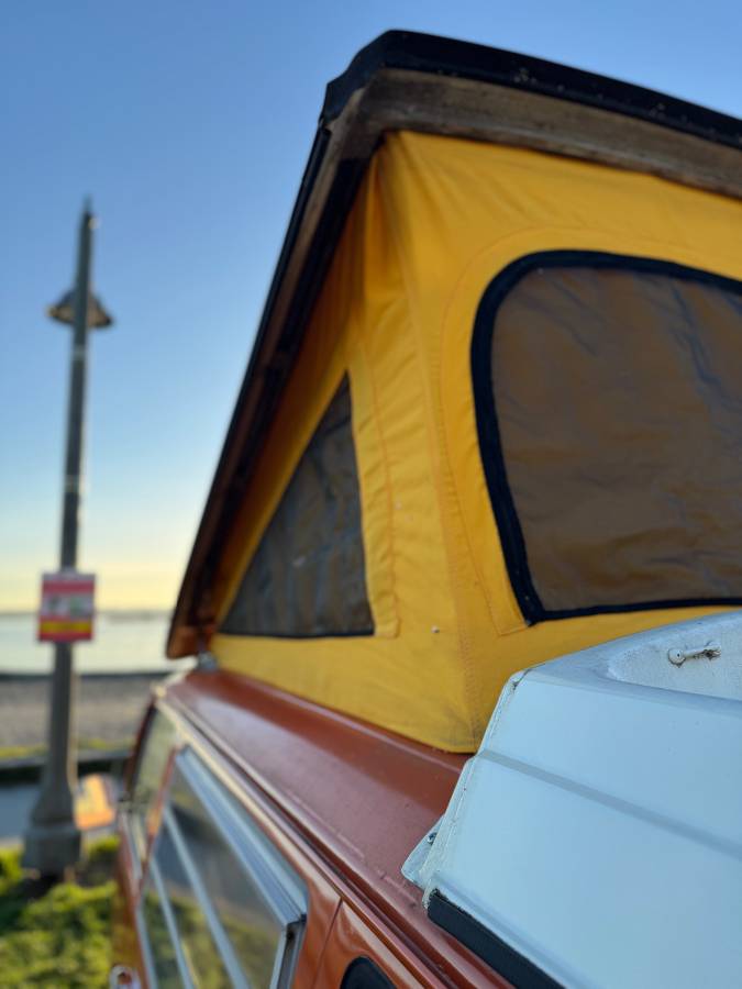 Volkswagen-vanagon-westfalia-1971-orange-2