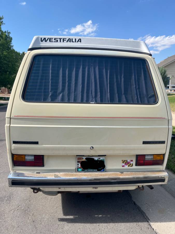 Volkswagen-vanagon-westfalia-1981-yellow-10