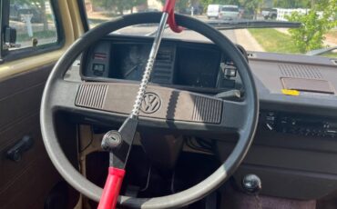 Volkswagen-vanagon-westfalia-1981-yellow-16