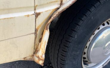 Volkswagen-vanagon-westfalia-1981-yellow-8