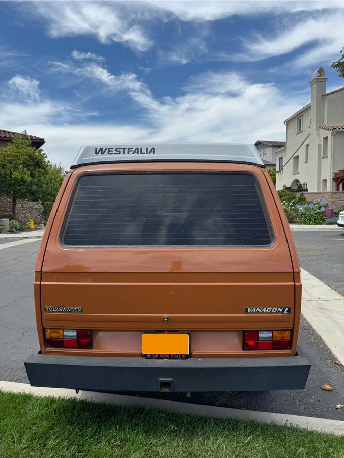 Volkswagen-vanagon-westfalia-1983-orange-1