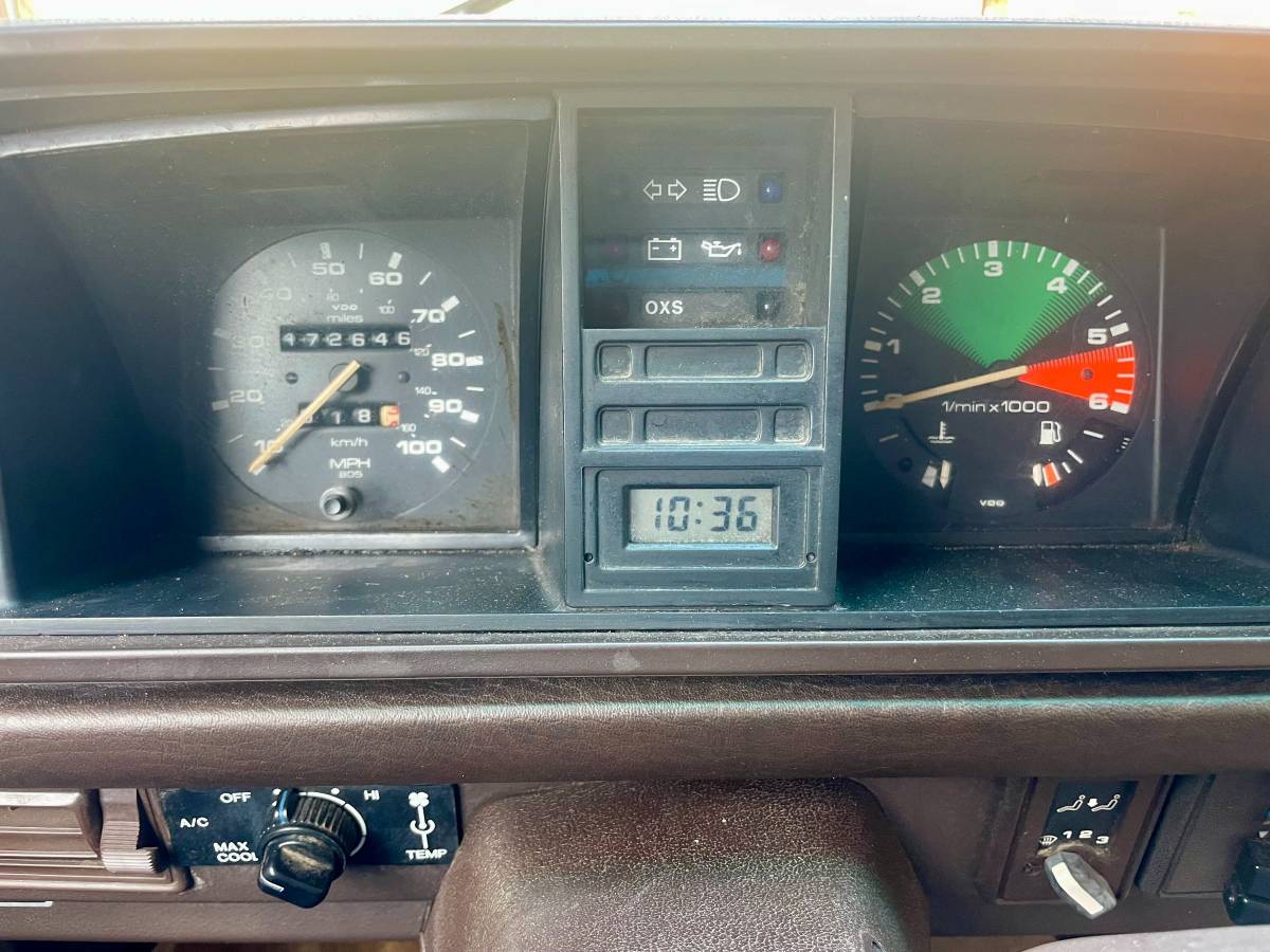 Volkswagen-vanagon-westfalia-1985-brown-7