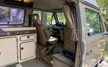 Volkswagen-vanagon-westfalia-1985-custom-14