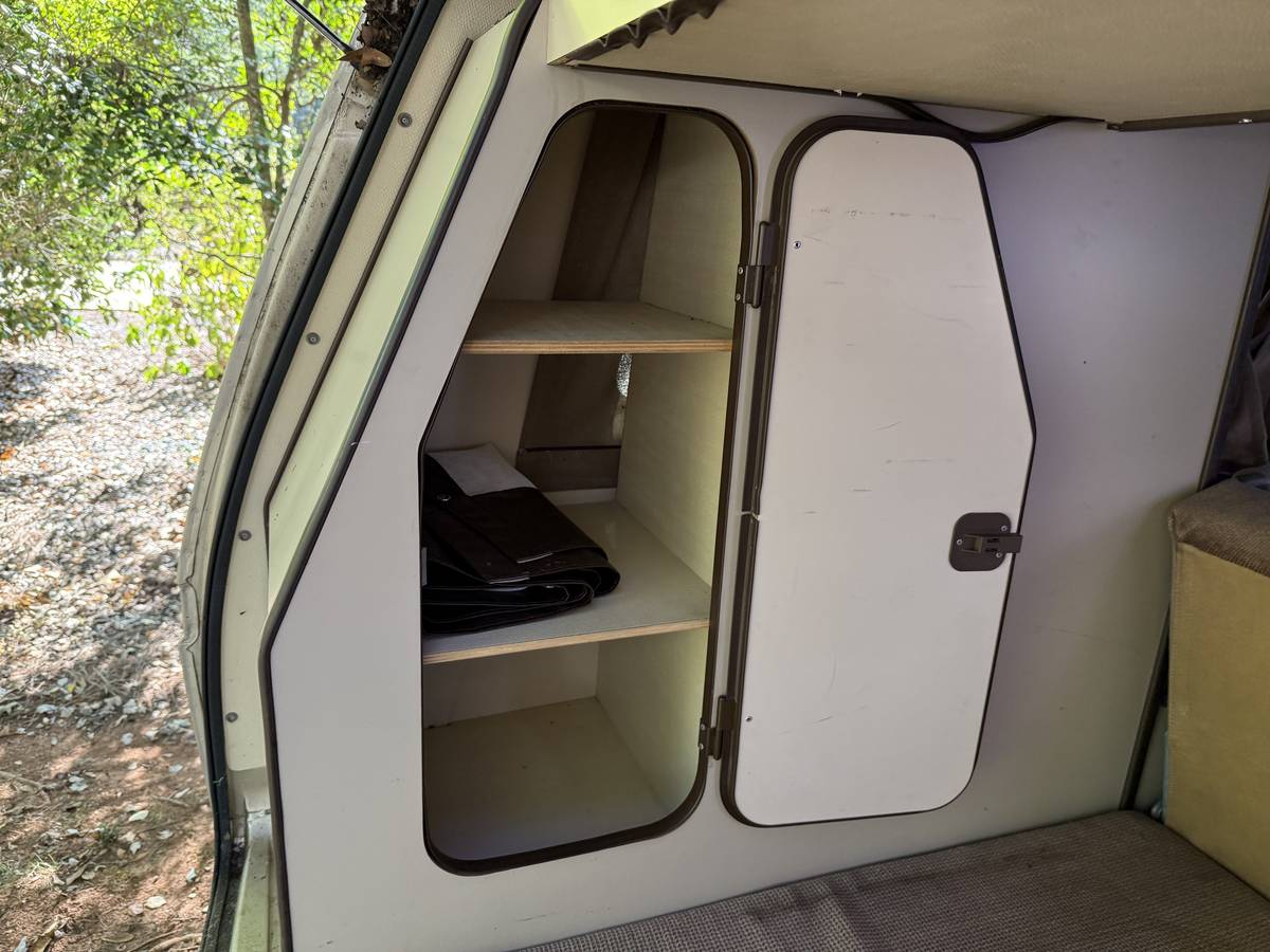 Volkswagen-vanagon-westfalia-1985-custom-15