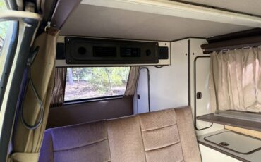 Volkswagen-vanagon-westfalia-1985-custom-4
