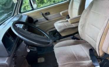 Volkswagen-vanagon-westfalia-1986-11