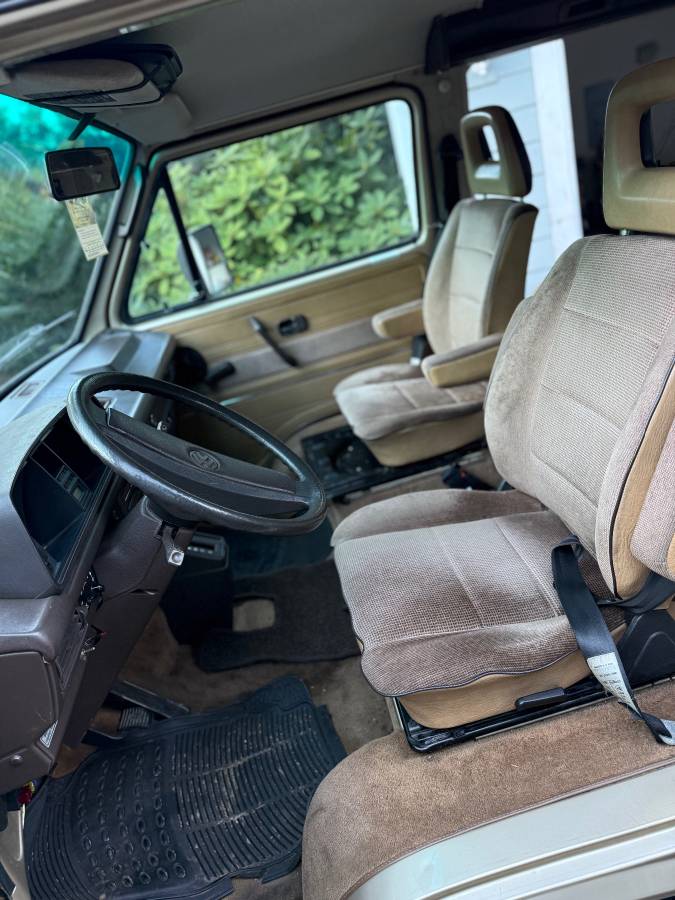 Volkswagen-vanagon-westfalia-1986-11