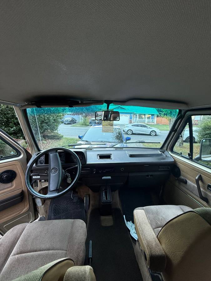 Volkswagen-vanagon-westfalia-1986-16