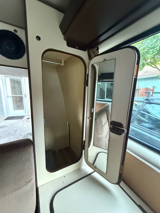 Volkswagen-vanagon-westfalia-1986-20