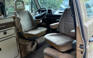 Volkswagen-vanagon-westfalia-1986-22