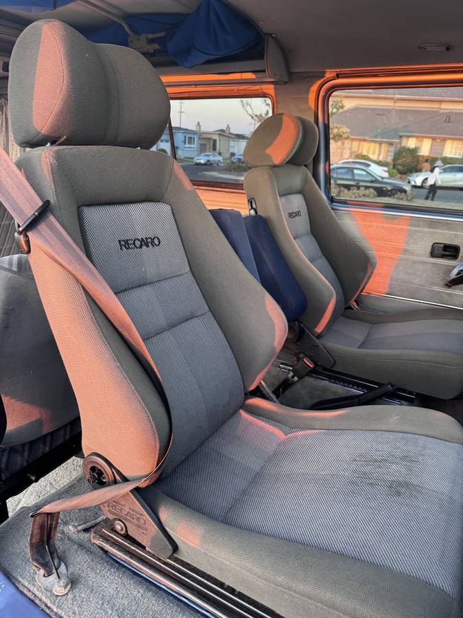 Volkswagen-vanagon-westfalia-1989-blue-10