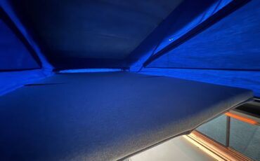 Volkswagen-vanagon-westfalia-1989-blue-13