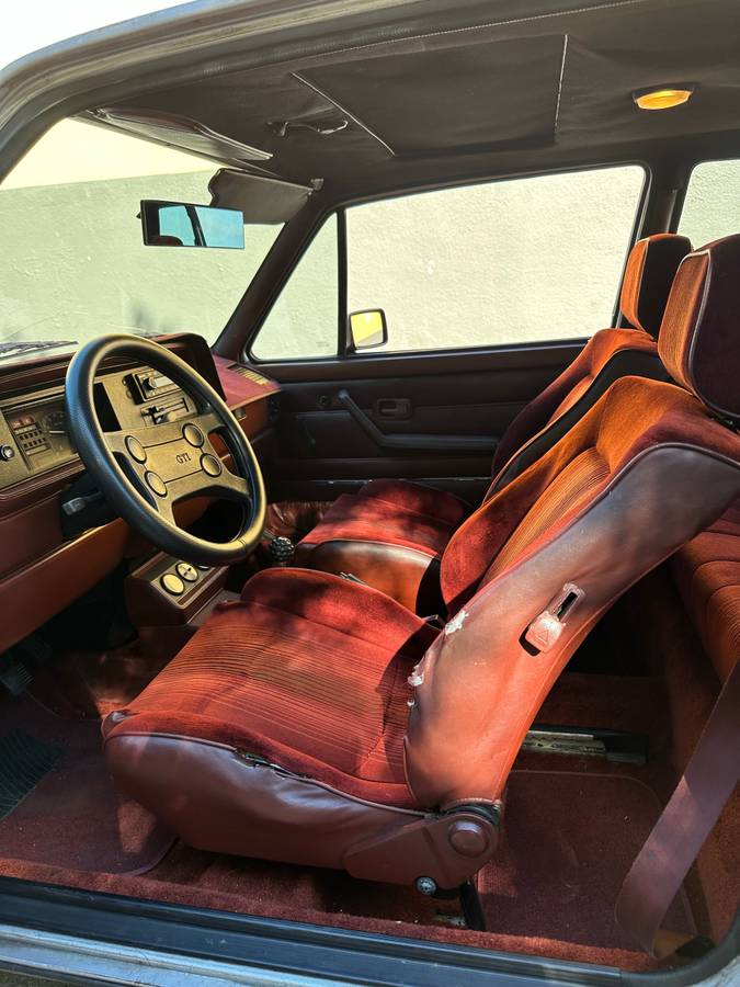 Volkswagen-vw-rabbit-golf-gti-1984-grey-12