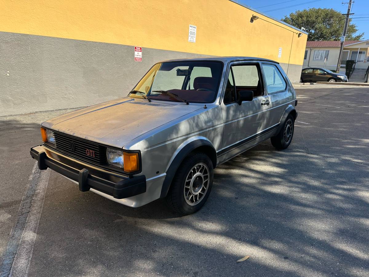 Volkswagen-vw-rabbit-golf-gti-1984-grey