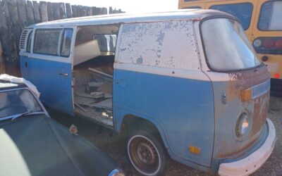 Volkswagon passenger 1975