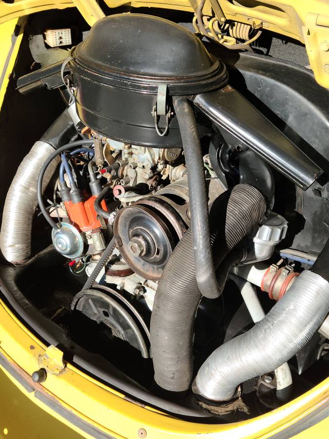 Volkswagon-super-beetle-1972-yellow-1
