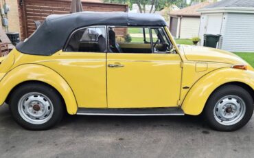 Volkswagon-super-beetle-1972-yellow