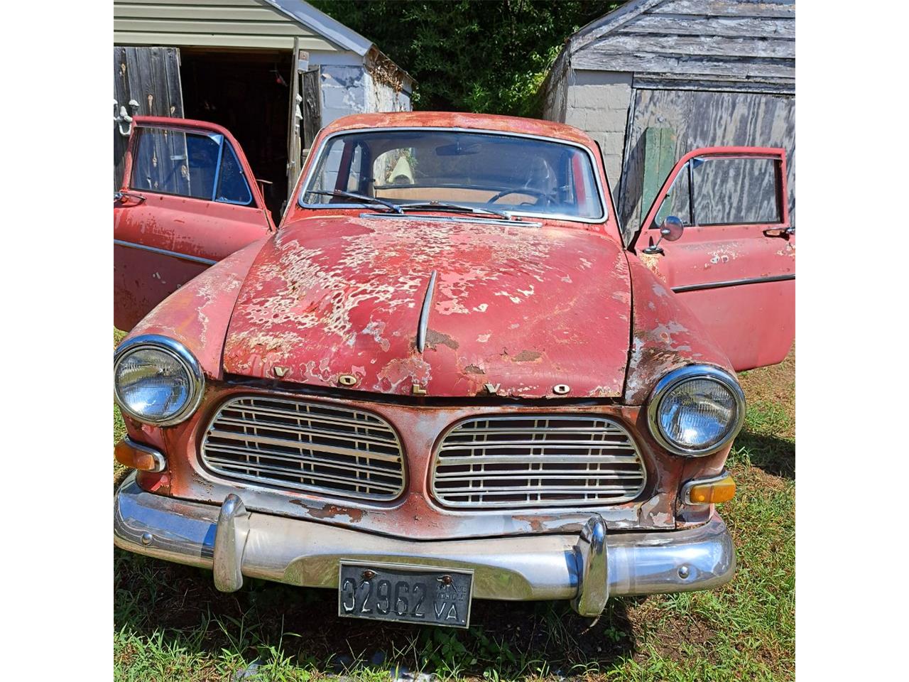Volvo-122s-1965-Red-Black-1