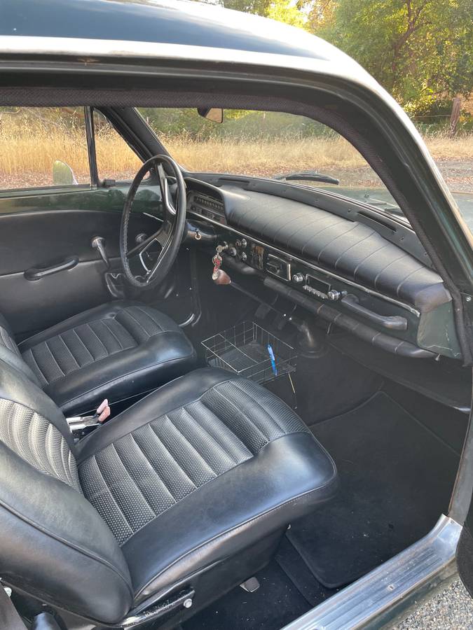 Volvo-122s-1968-8