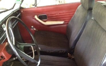 Volvo-142s-1969-white-10