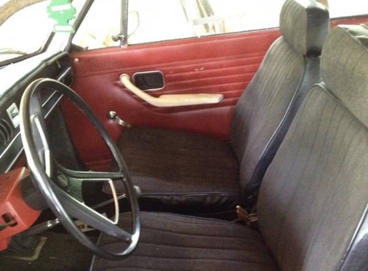 Volvo-142s-1969-white-10
