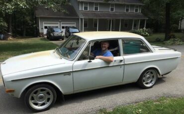 Volvo-142s-1969-white-8