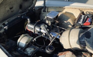 Volvo-1800-1962-Pearl-White-Red-11