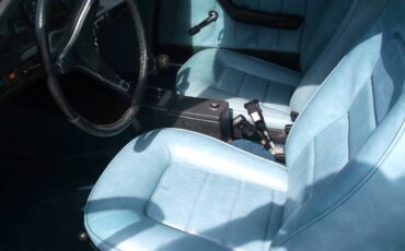 Volvo-1800es-1973-blue-2