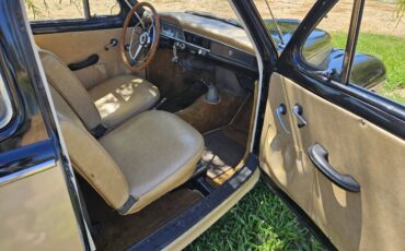 Volvo-1962-black-6