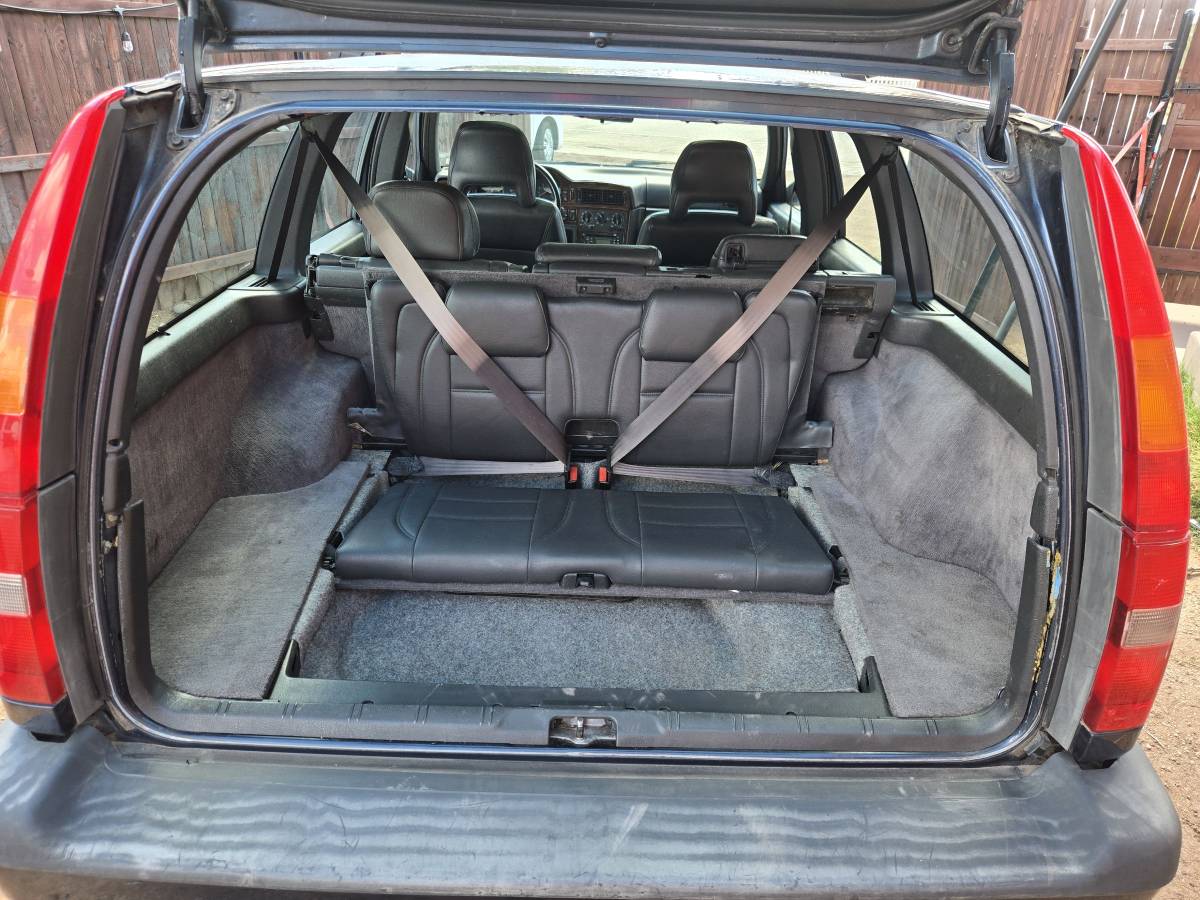 Volvo-1996-blue-5