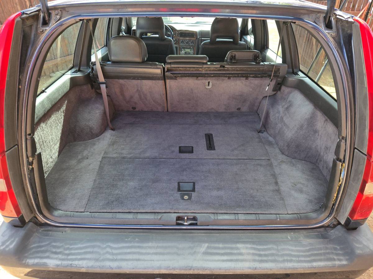 Volvo-1996-blue-6