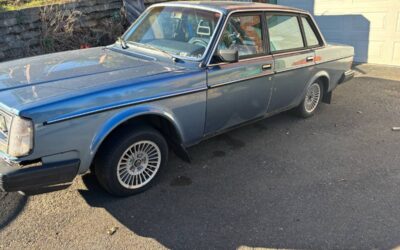 Volvo 240 1984
