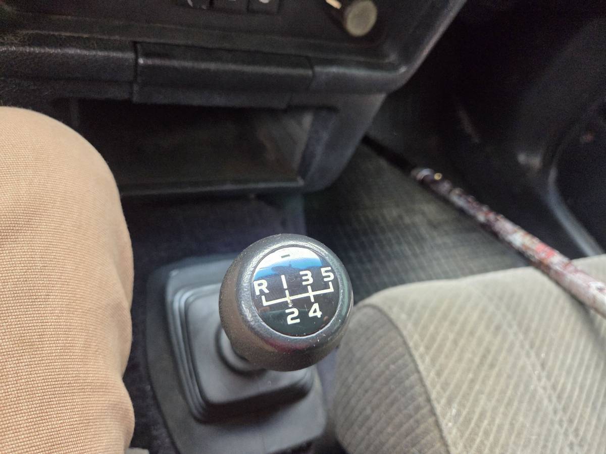 Volvo-240-1988-custom-6