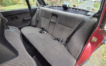 Volvo-240-1988-custom-9