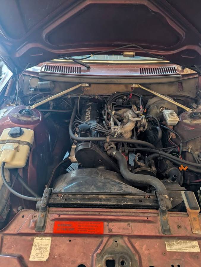 Volvo-240-1989-red-8